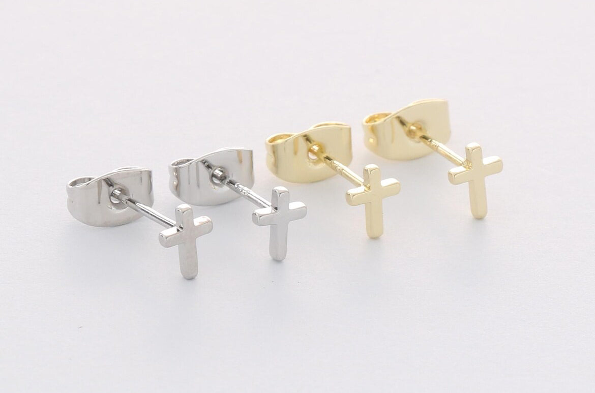 Silver Simple Cross Stud