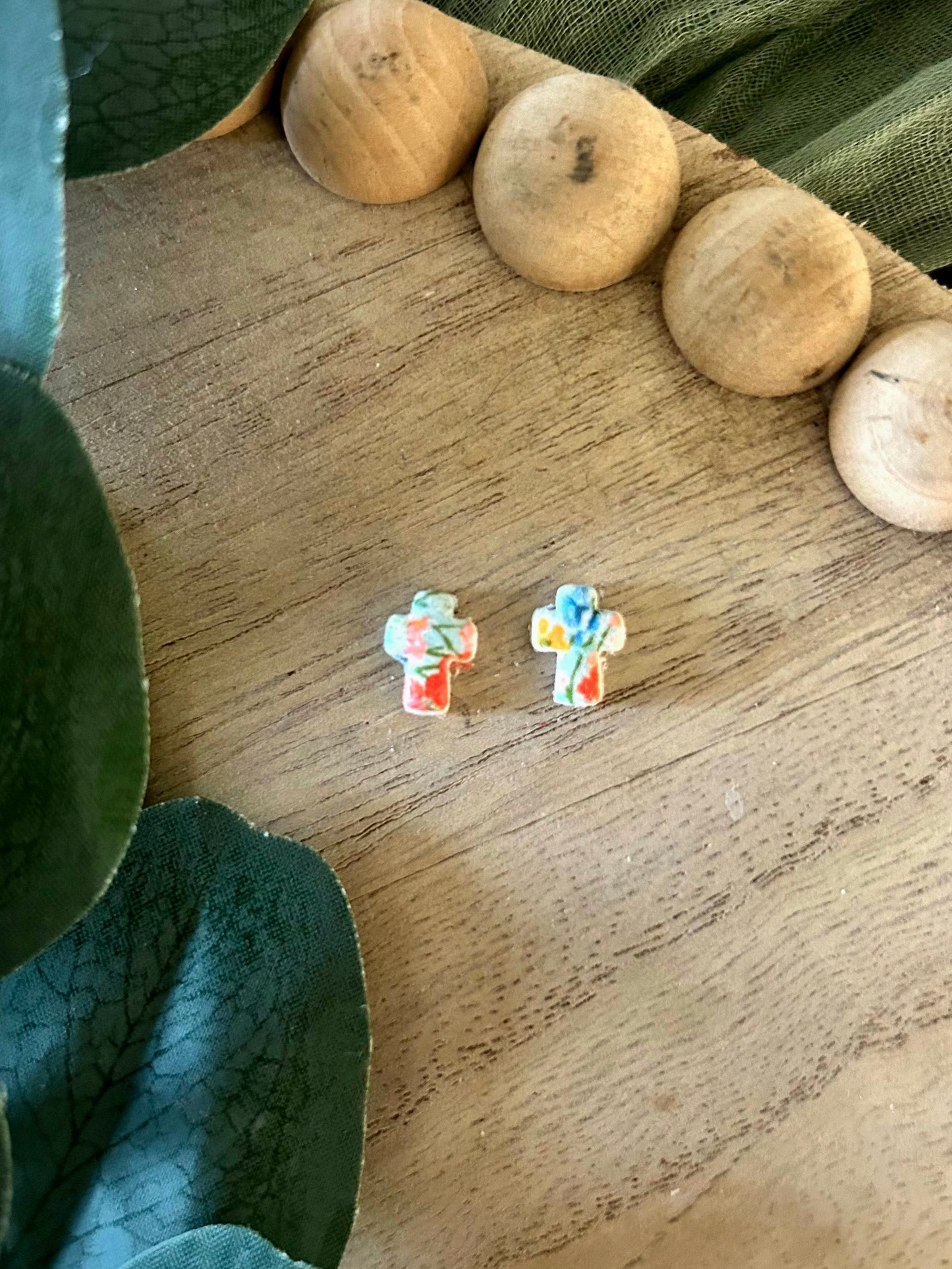 Spring Floral Cross Stud