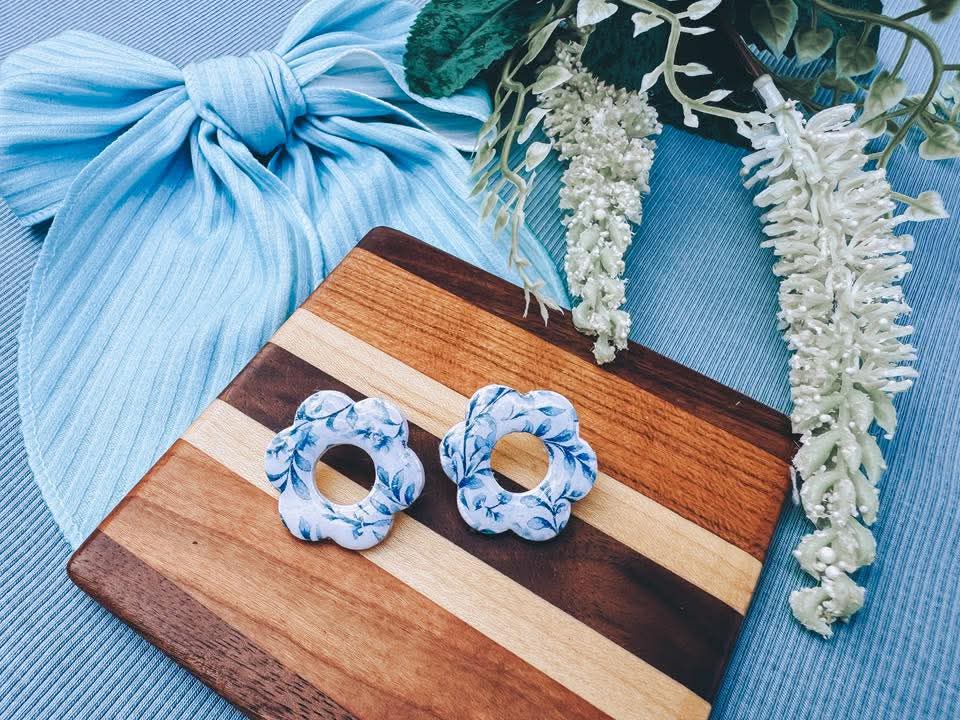 Blue Floral Kaitie
