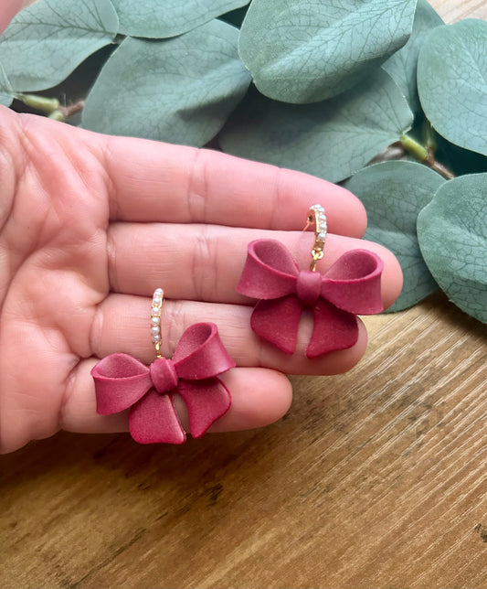 Cabernet Bows & Pearls