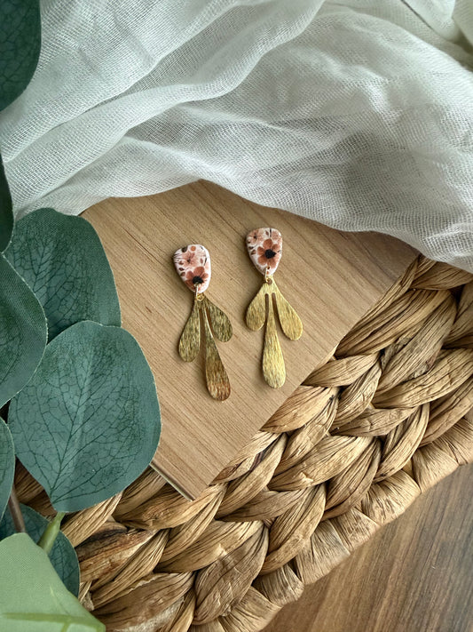 Rustic Floral Gilded Drops