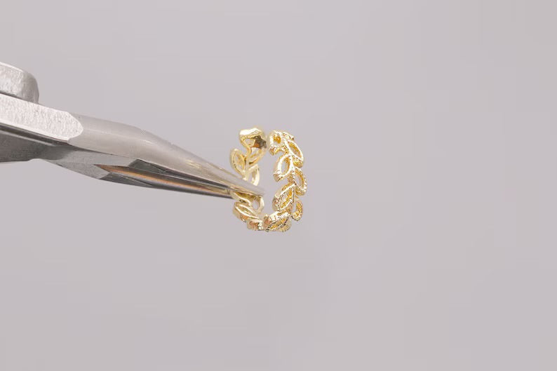 Small Leafy Ear Cuff