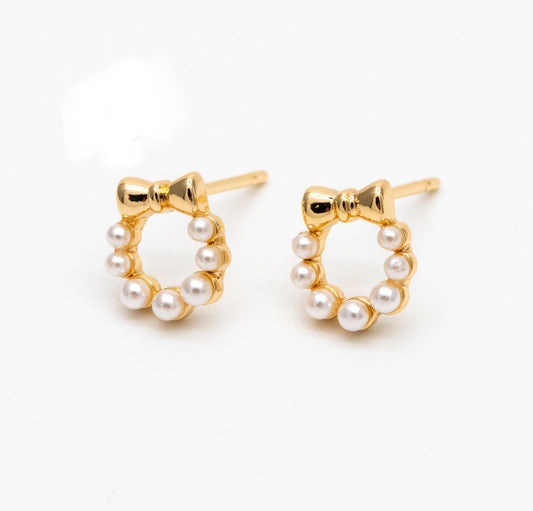 Pearl Wreath Studs