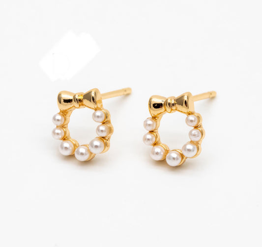 Pearl Wreath Studs