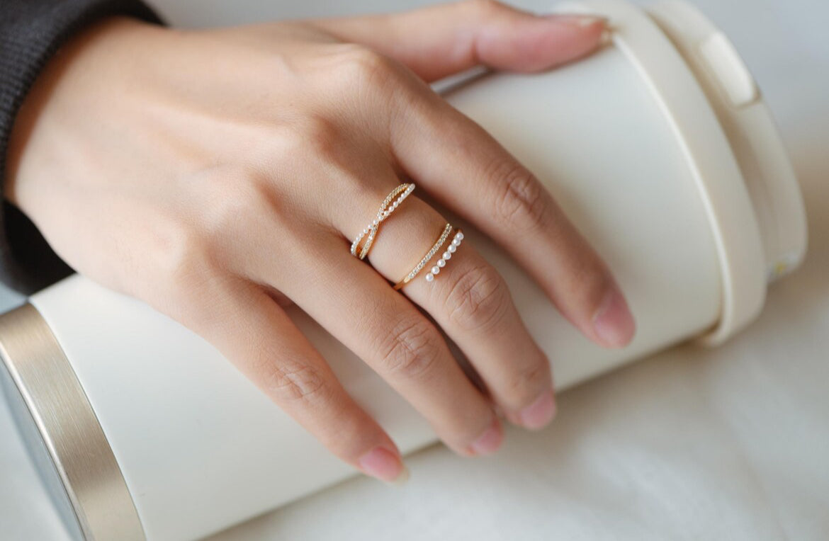 Gold Pearl Twisted Ring