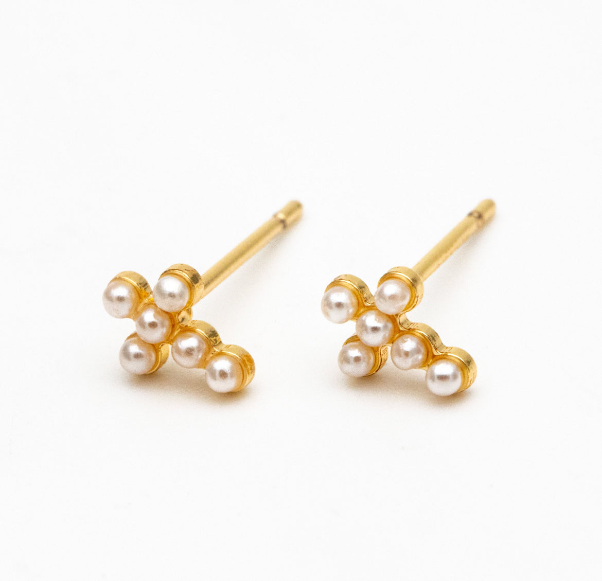 Micro Pearl Cross