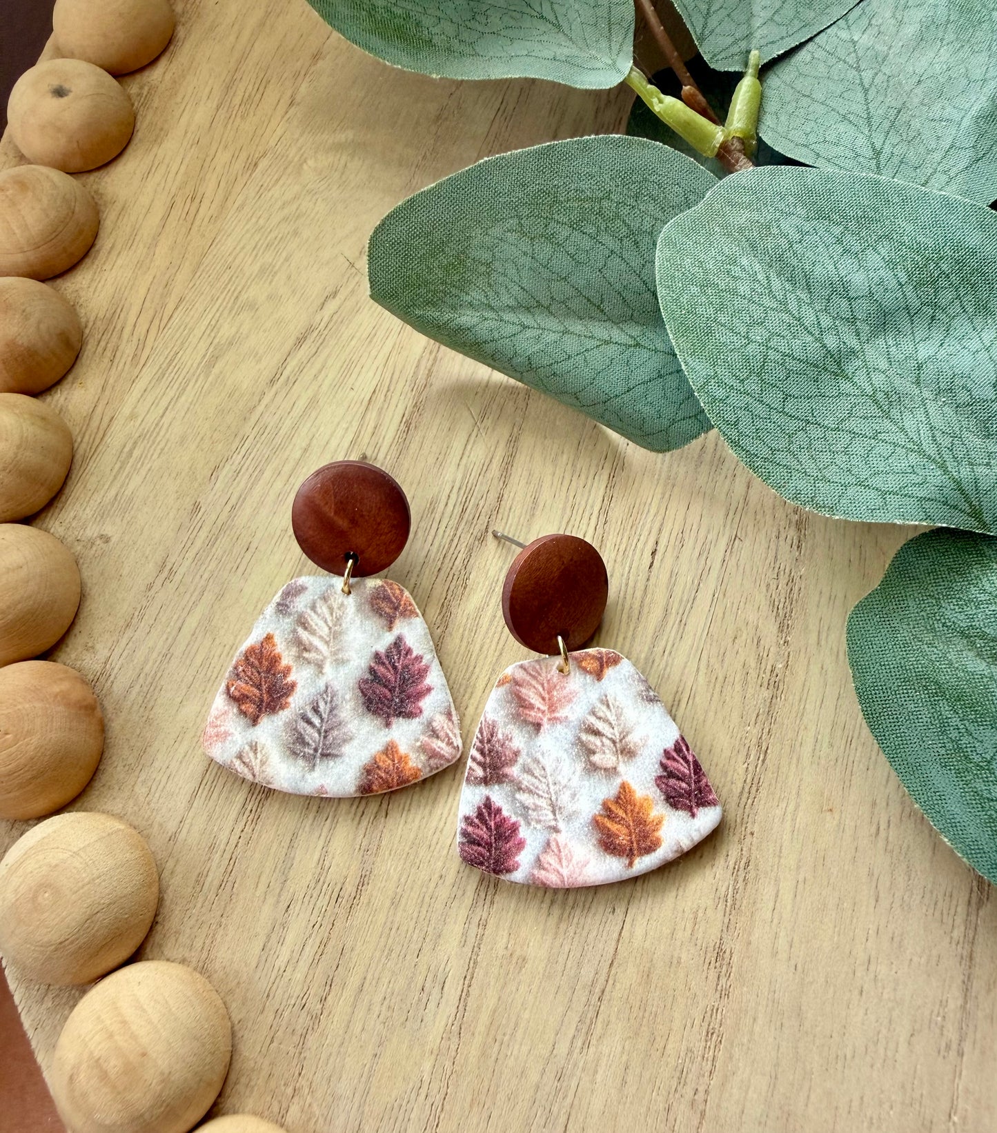 Embroidered Leaves Vivian