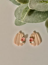 Load image into Gallery viewer, Blush Pumpkin Studs
