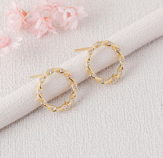 Twisted Gilded Gold Circles