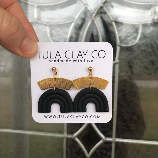 Black Gilded Arches